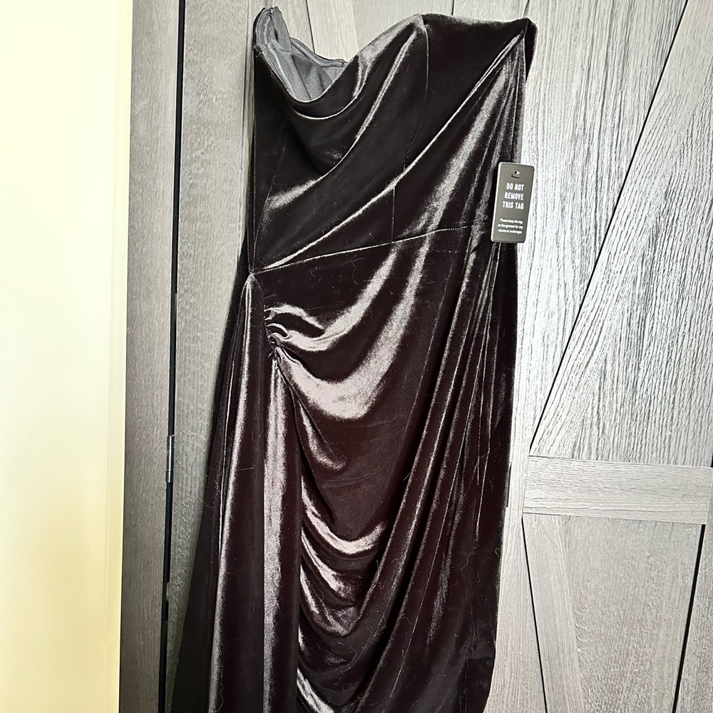 Express velvet strapless dress